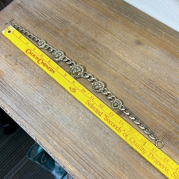 VINTAGE ANNE KLEIN Lion’s Head Necklace Silver-Gold-Platinum Tone - Picture 8 of 8